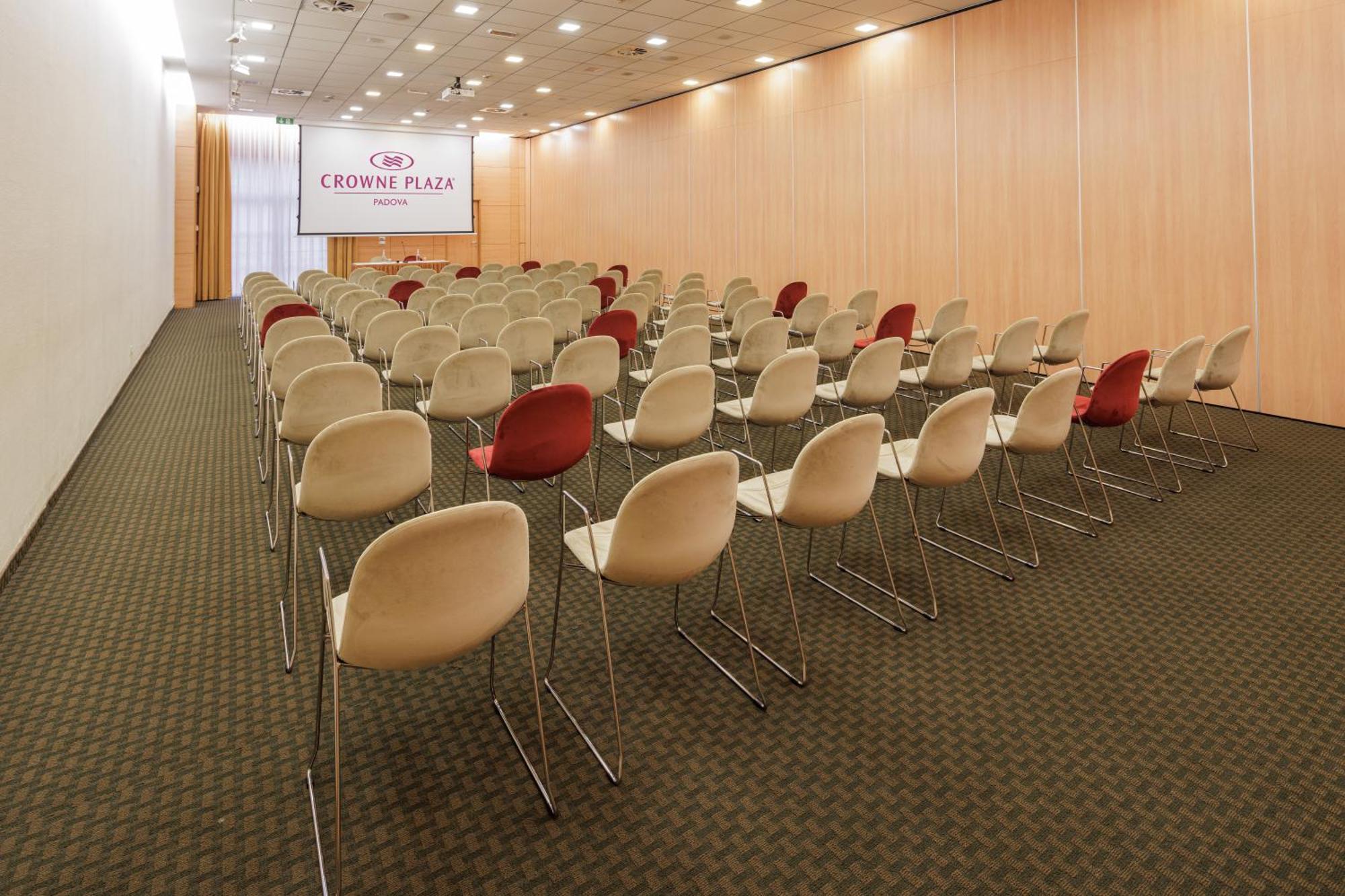 Crowne Plaza Padova, an IHG Hotel Esterno foto