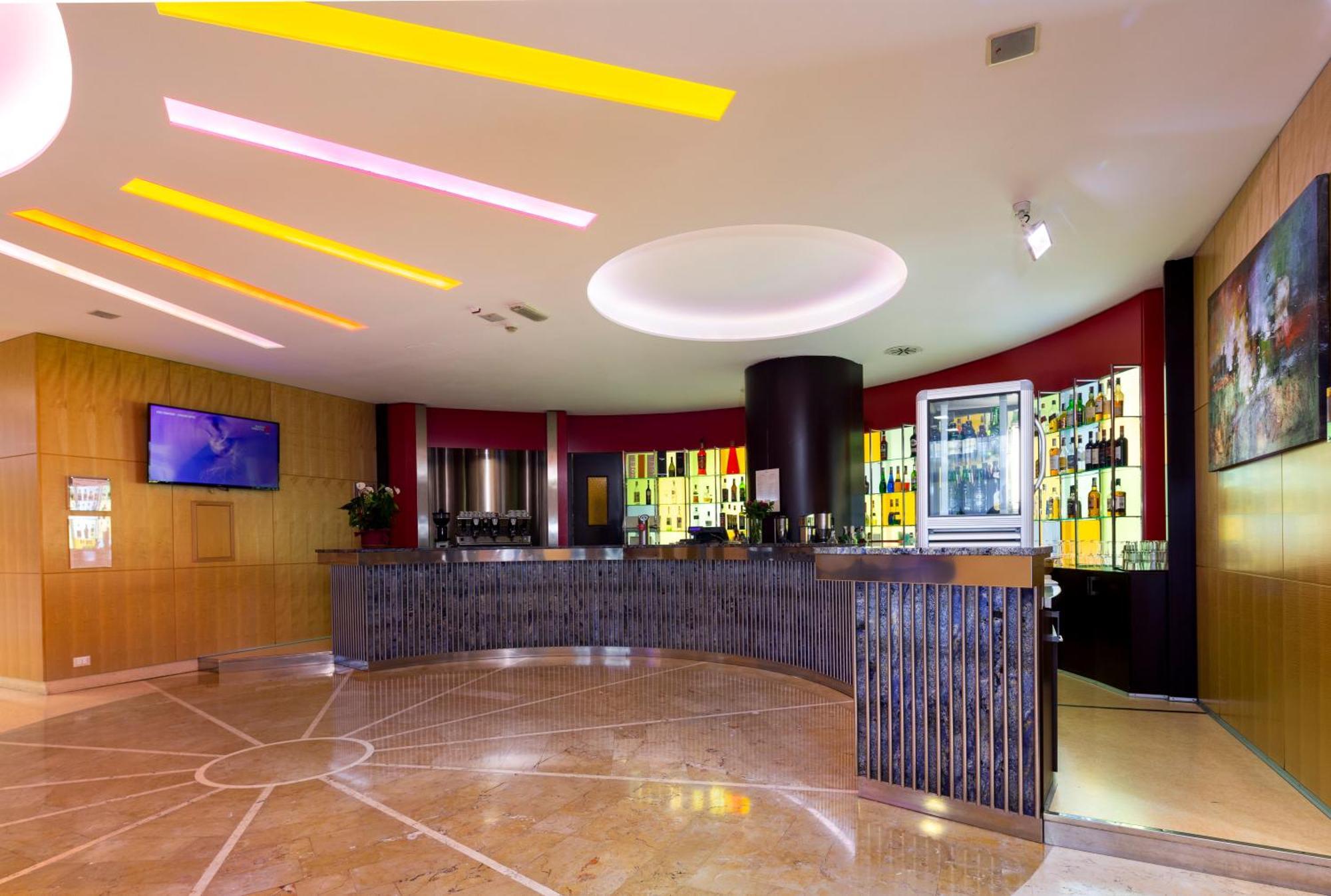 Crowne Plaza Padova, an IHG Hotel Esterno foto