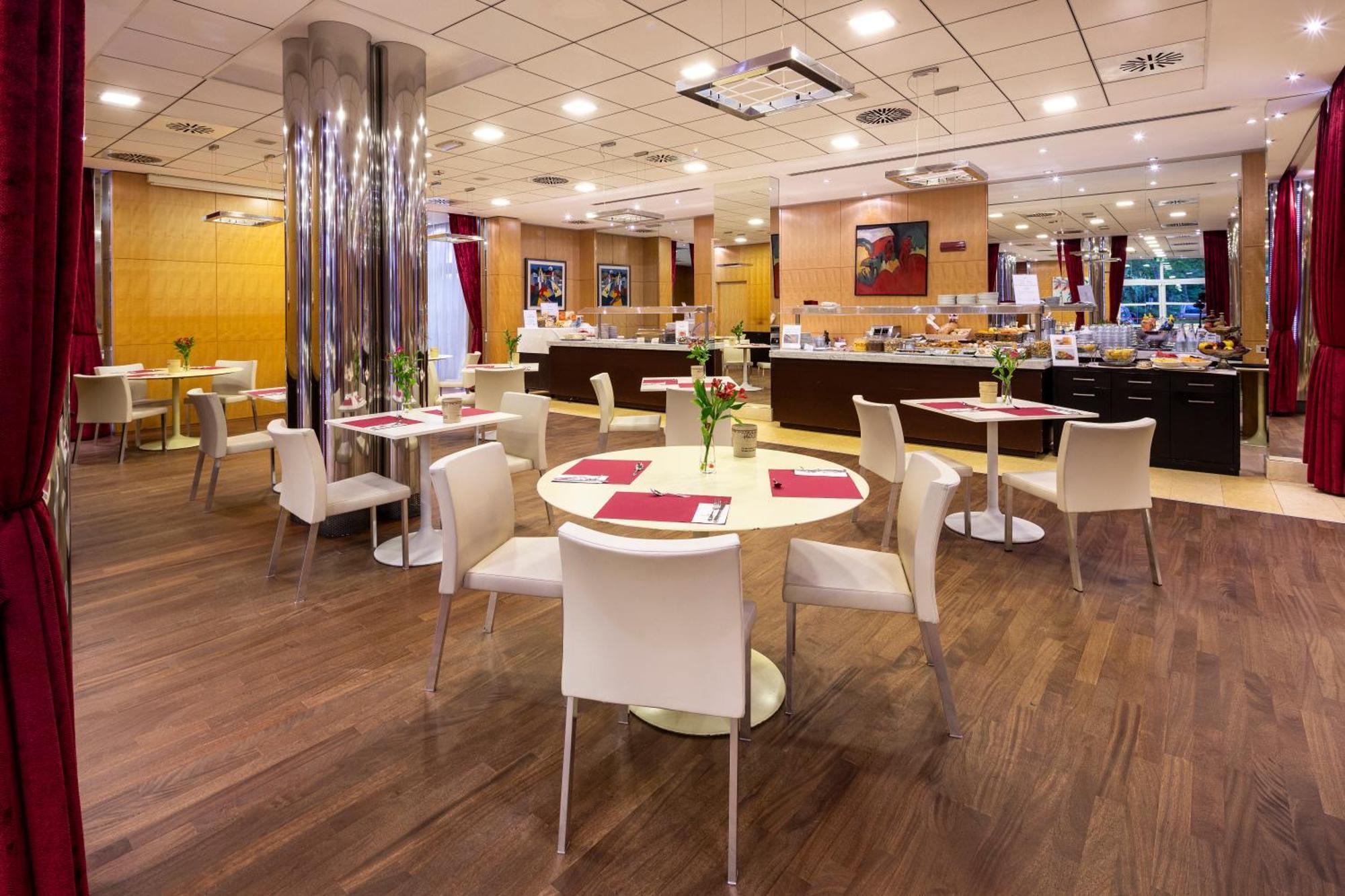 Crowne Plaza Padova, an IHG Hotel Esterno foto