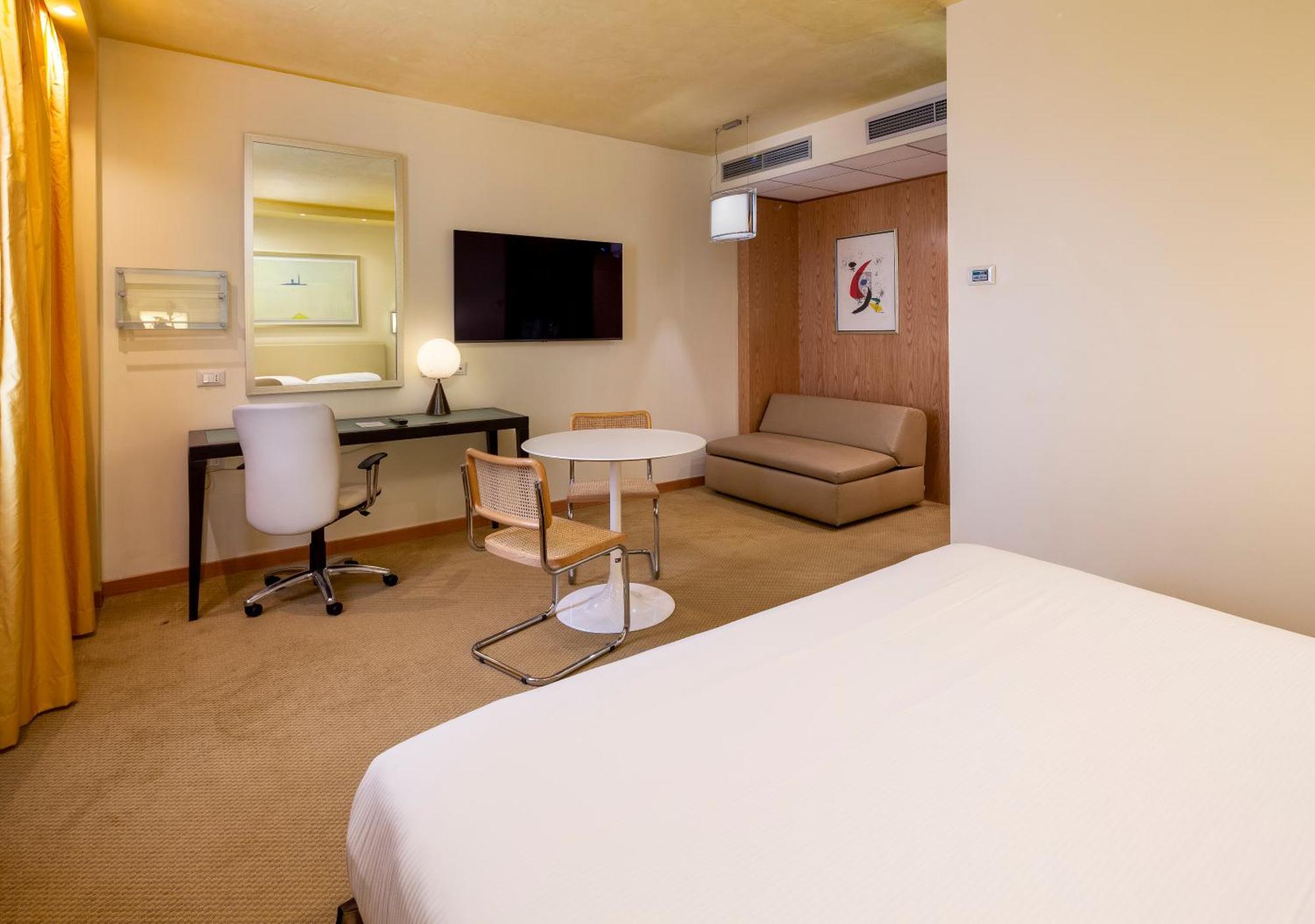 Crowne Plaza Padova, an IHG Hotel Esterno foto