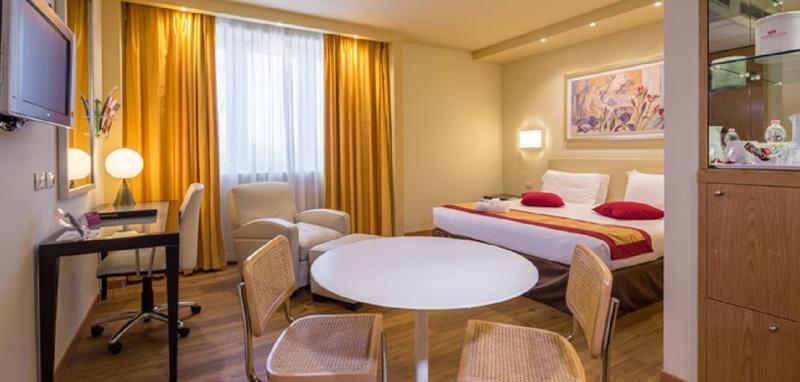 Crowne Plaza Padova, an IHG Hotel Esterno foto
